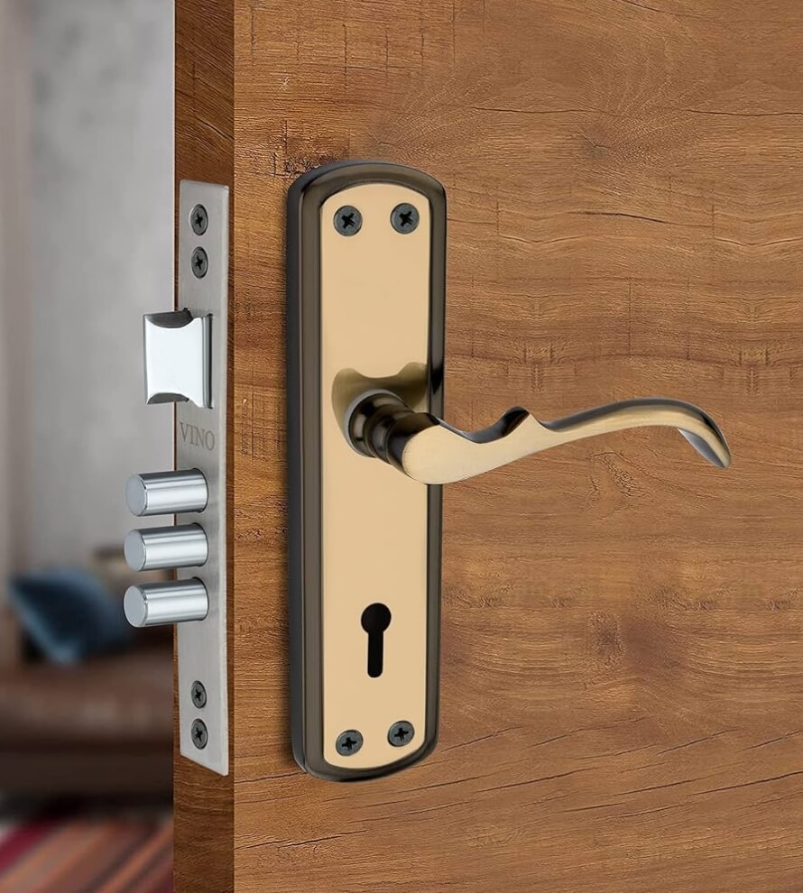 DOOR LOCK